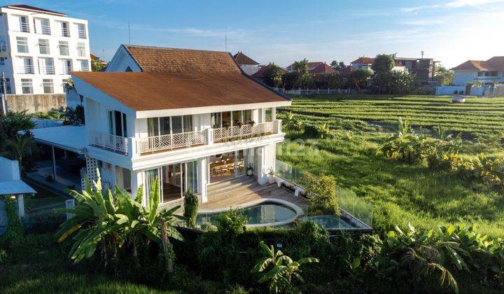 JUAL LUXURY VILLA BERAWA CANGGU DENGAN PEMANDANGAN SAWAH   2