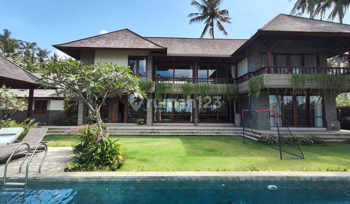 VILLA EXCOTIC  VIEW LAUT PANTAI SABA GIANYAR 1