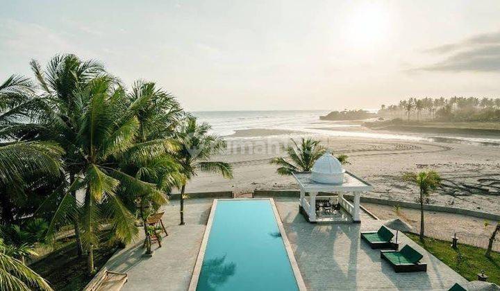 LUXURY VILLA BEACHFRONT PANTAI PASUT TABANAN BALI 1