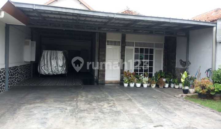 Jual rumah mainroad Cimahi + Tanah luas siap huni Jual rumah mainroad Cimahi + Tanah luas siap huni