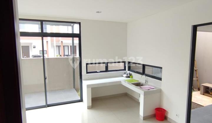 SALEE Jual rumah di Bandung sudah siap huni  2