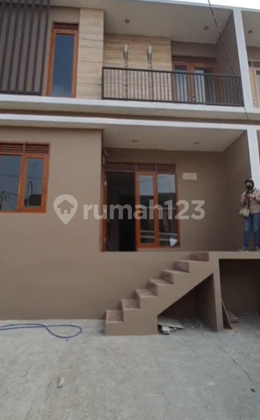 Rumah kota bali siap huni hadap selatan 