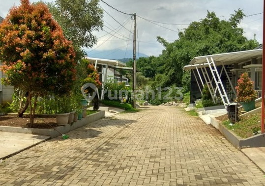 Cimahi house in Paradiso Residence complex, ready to occupy, flood-free. 2