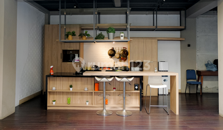 Rumah sudah Furnished di Dago komplek UNPAD ada kolam renang 2