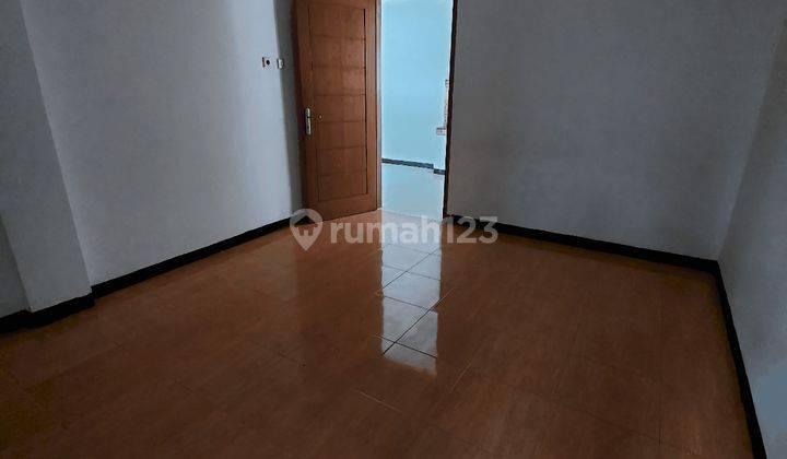foto lainnya dijual rumah strategis di batujajar