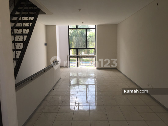 Ruko 2,5 lantai di Kota Baru Parahyangan Ruko 2,5 lantai di Kota Baru Parahyangan