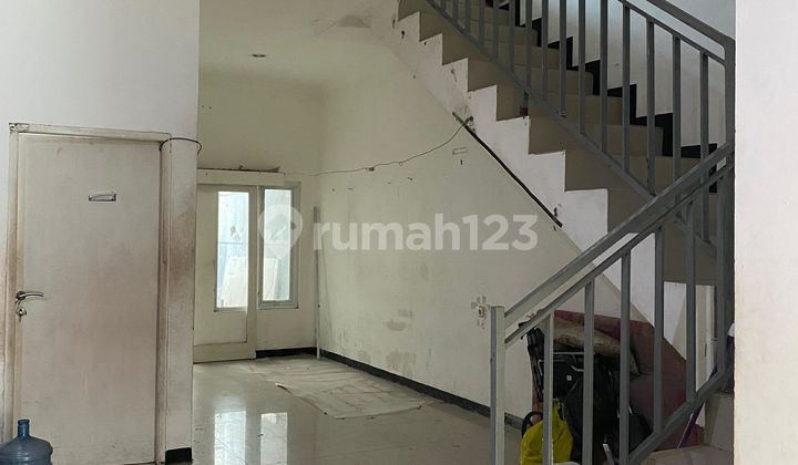 Jual rumah 2 lantai + kosan di kota bandung  2