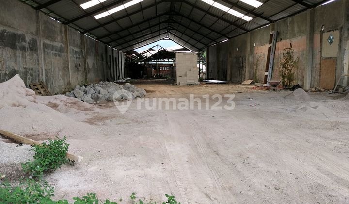 Gudang Di Jalan Raya Banjaran Cimaung Untuk Usaha Pabrik 