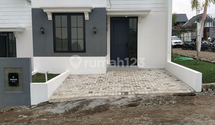 Rumah Desain American Classic Dekat Pemkot Cimahi 