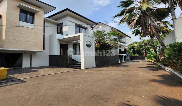 Rumah Bagus Semi Furnished Di Cilandak Dekat Ampera 1