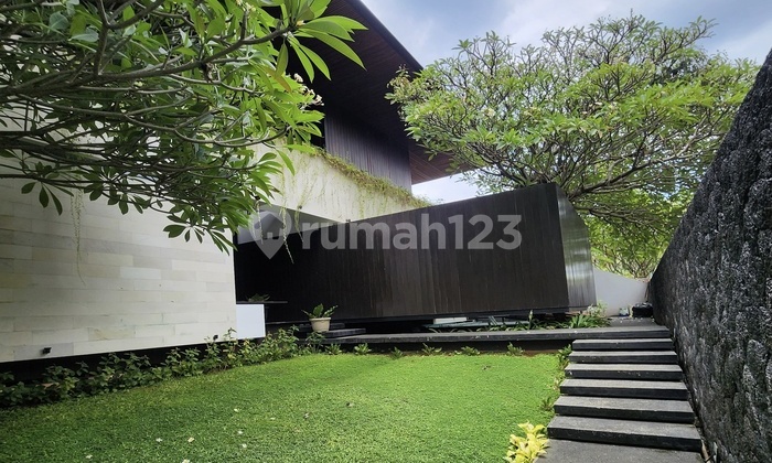 Rumah Mewah Dekat Bukit Golf Pondok Indah Jakarta Selatan 2