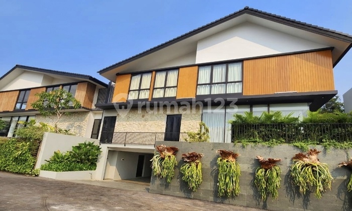 Rumah Mewah Full Furnished di Kemang Jaksel Lokasi Premium