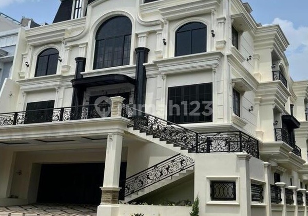 Classic Modern House with Private Lift and Pool in Cipete, South Jakarta