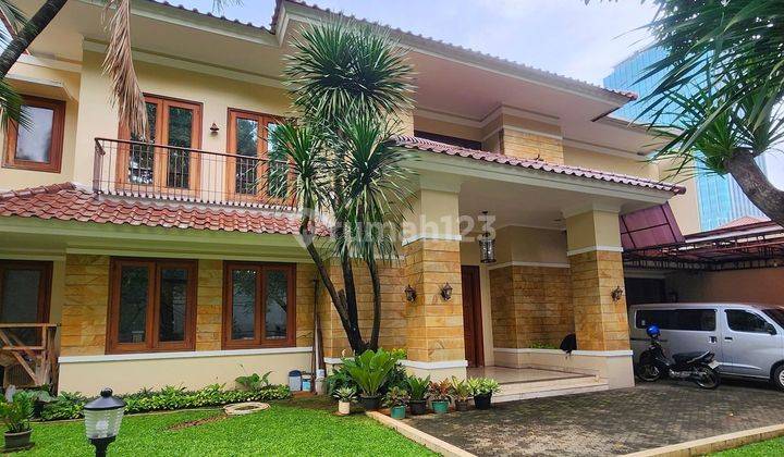 Rumah Bagus Di Kebayoran Baru Dekat Pusat Bisnis Jakarta 1