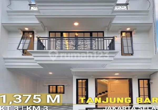 Rumah Modern Dekat Aeon Mall & Stasiun KRL Tanjung Barat, Jaksel 2