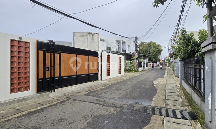 Rumah Minimalis Modern Full Bata Merah di Jagakarsa, Jaksel 2