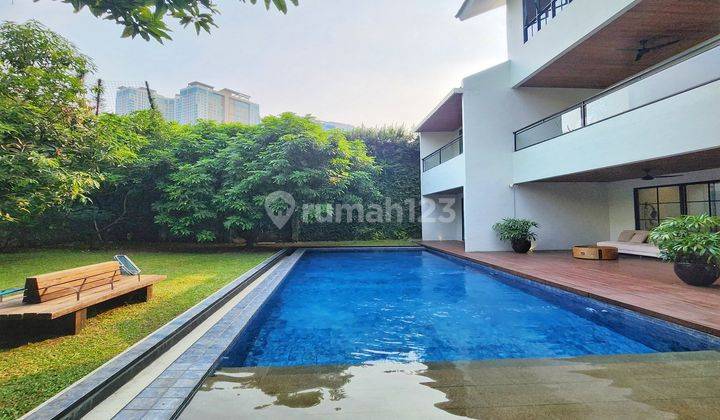 Rumah 2 Lantai Siap Huni Di Kebayoran Baru Dekat Pusat Kota 2