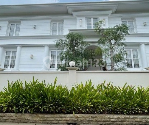 Rumah Mewah Nyaman Fasilitas Eksklusif di Kemang, Jakarta Selatan 2