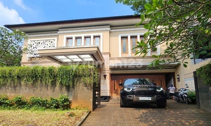 Rumah Mewah Pondok Indah, Jakarta Selatan Dekat Fasilitas Umum 2