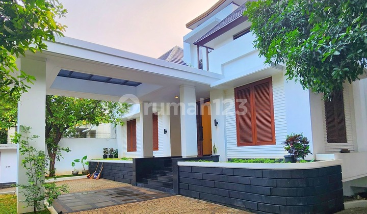 Rumah Mewah Eksklusif di Pondok Indah, Jakarta Selatan