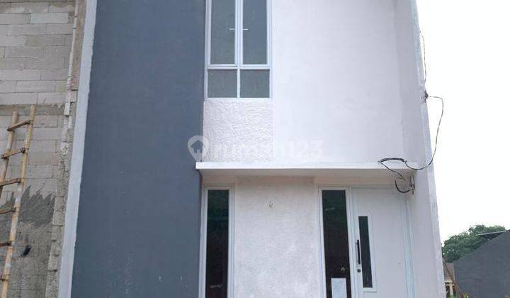 Rumah 2 lantai minimalis modern bebas banjir di depok 2