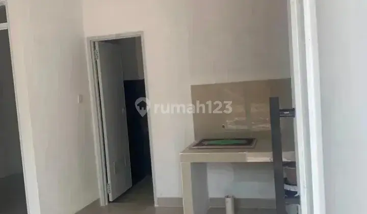 Rumah 2 lantai minimalis modern bebas banjir di depok 3