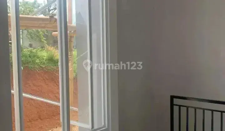 Hunian strategis dekat gerbang tol sawangan ! 9