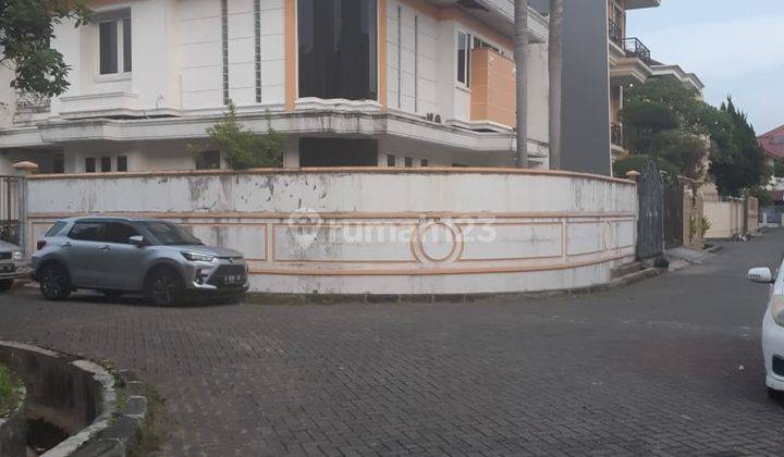 Rumah Hoek Di Puri Kencana Jakarta Barat 1