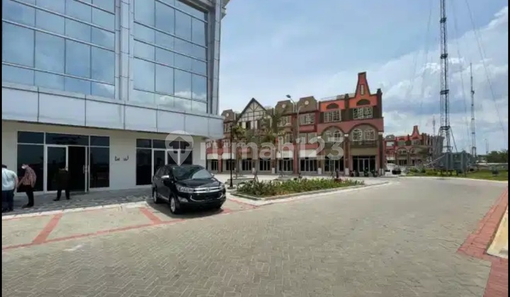 Affordable Shophouse in La Riviera PIK 2, Teluk Naga, Tangerang Affordable Shophouse in La Riviera PIK 2, Teluk Naga, Tangerang