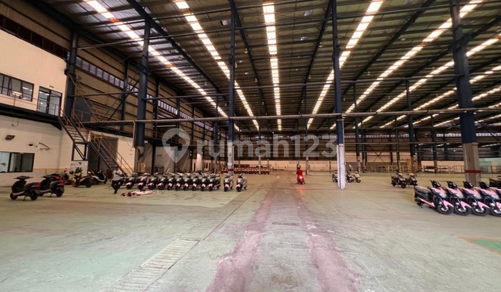 Cheap Factory in Miami Warehousing Area, West Jakarta Cheap Factory in Miami Warehousing Area, West Jakarta