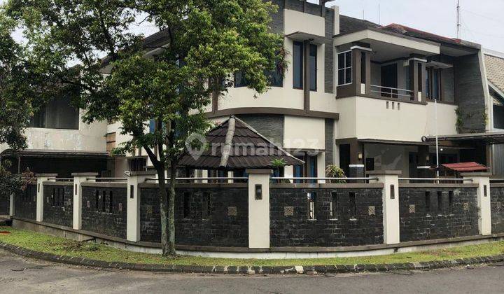 Rumah Lux Siap Huni Hoek Dalam Cluster Batununggal Indah Bandung
 1