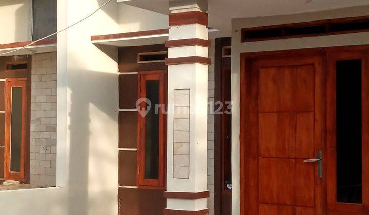 Rumah Terlaris Akses Mobil 1km Ke Stasiun Free Kanopi,ac Lokasi Strategis di Citayam 2