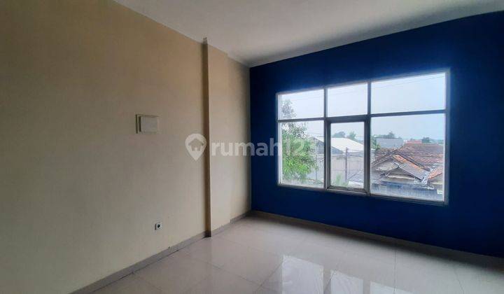 Ruko 2 Lantai Siap Pakai di Pinggir Jalan Raya Leuwinanggung, Cimanggis 10