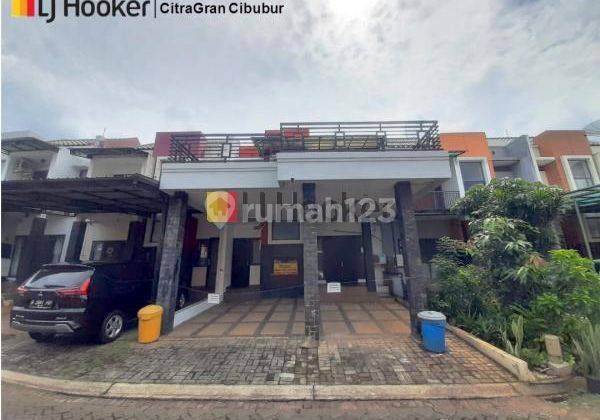 Rumah 2 Lantai Bagus di Raffles Hills Cibubur, Depok 1