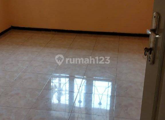 Termurah disewakan cepat sutorejo siap huni bonus AC  baru selesai di renovasi 9