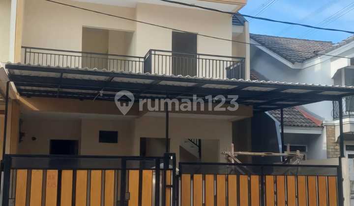 For Sale Freehold 2-Story House Fully Renovated in Sector 1G, Gading Serpong, Tangerang