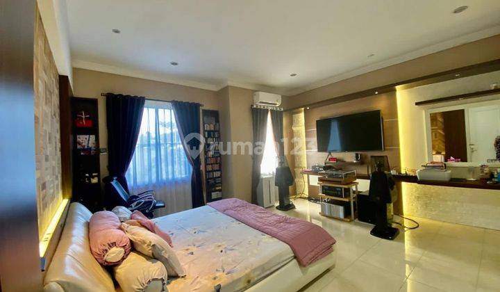 Dijual Hunian Mewah 3 Lantai di Sutera Onyx, Alam Sutera, Tangerang 2