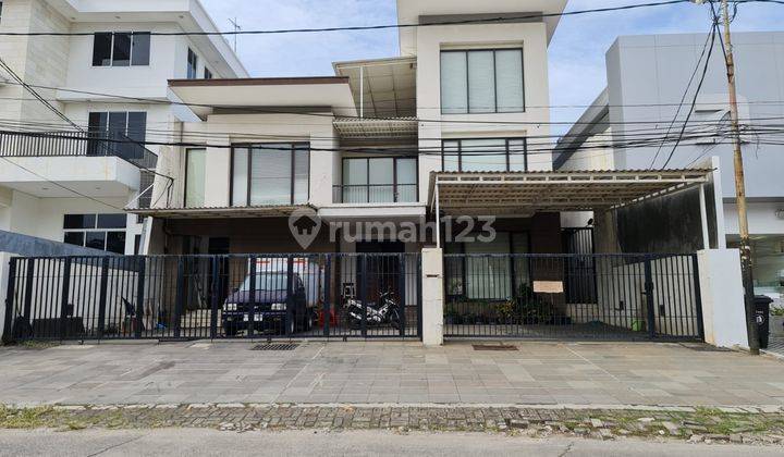 Dijual Rumah 2 Lantai Super Strategis di Jl. Pluit Sakti Raya, Jakarta Utara 1