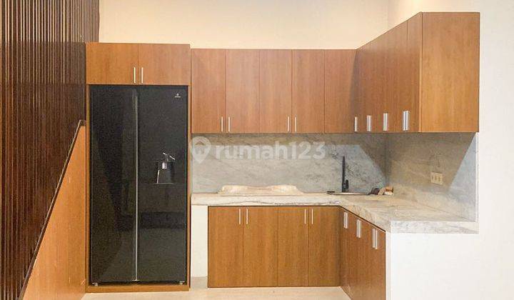 Dijual Full Furnish Villa Cantik 2 Lantai di Munggu, Badung, Bali 2