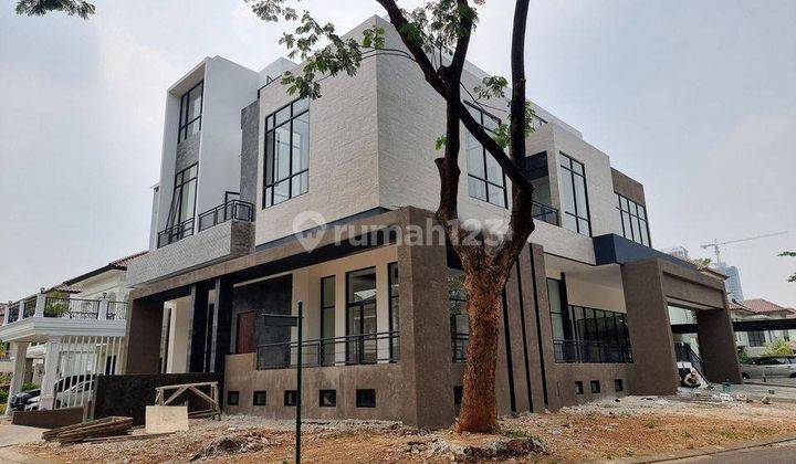 Dijual Hunian Mewah 3 Lantai di Sutera Jingga, Alam Sutera, Tangerang 2