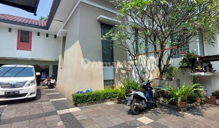 Dijual Rumah Mewah Full Furnish di Jl. Ampera, Kemang, Jakarta Selatan 2