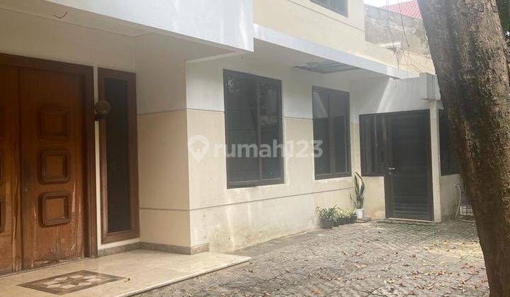 Dijual Cepat Rumah 2,5 Lantai di Jl. Ubud, Kuningan, Jakarta Selatan 2