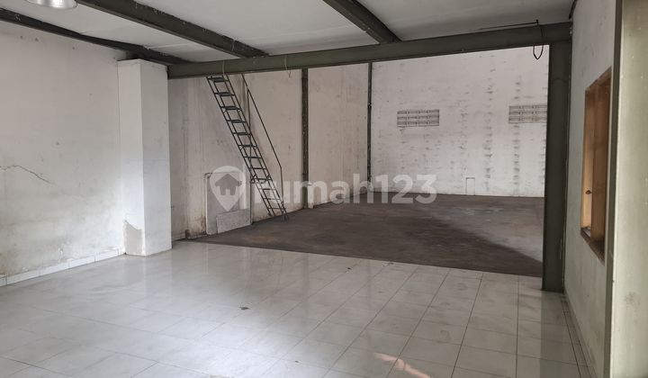 Cheap 2-Story Warehouse for Rent in Taman Tekno, BSD City, Tangerang