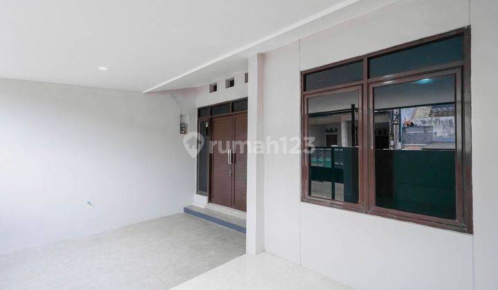 Dijual Rumah Cantik SHM 1,5 Lantai di Vila Dago, Pamulang, Tangerang 2