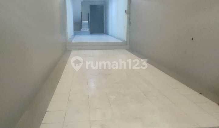 For Sale: 4-Story Shophouse, Super Strategic Location on Jl. Kapuk Raya, Cengkareng, West Jakarta. 2