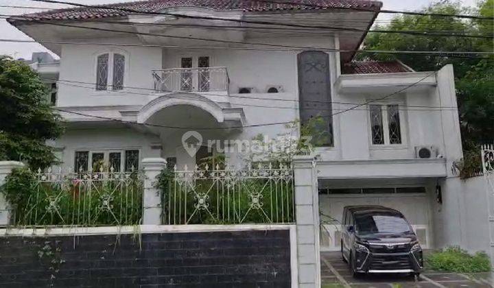 Dijual Rumah 2 Lantai dekat MRT di Taman Lebak Bulus, Jakarta Selatan 1