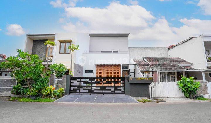 Dijual Cepat Rumah Cantik 2 Lantai di Griya Loka, Bsd City, Tangerang 1