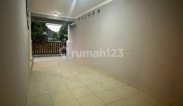 For Sale Fully Renovated 2-Story House in Griya Loka, Bsd City, Tangerang 2
