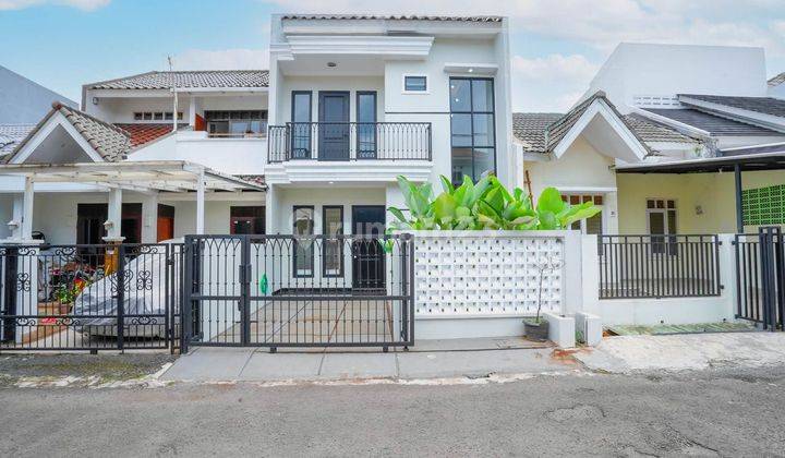 Dijual Rumah Cantik 2 Lantai di Jl. Aru, Rawa Mekar Jaya, Serpong, Tangerang 1