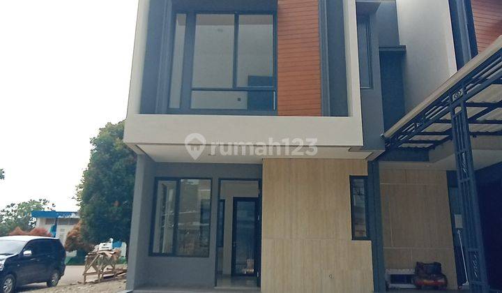 Rumah Siap Huni Mewah Dan Cantik Dekat Gading Serpong 1